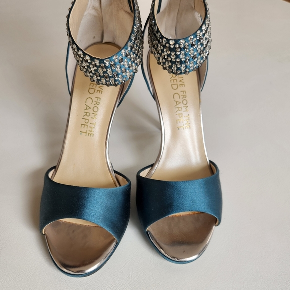 Live from the Red Carpet Heels - Picture 4 of 9